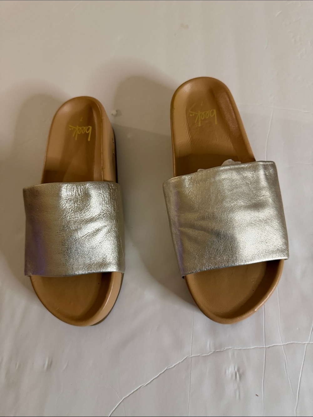 beek Pelican Metallic Silver Slide Sandals for Women